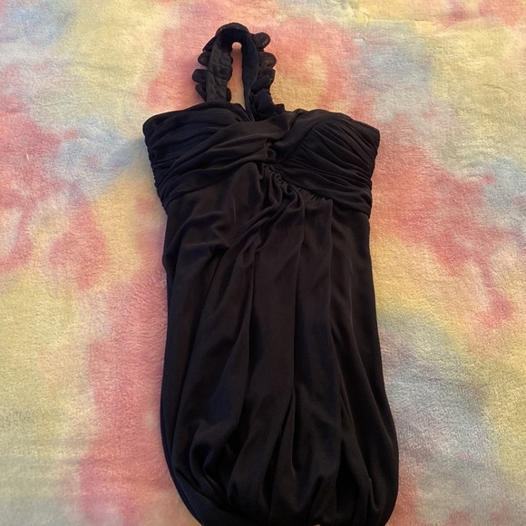 Formal and Elegant Dress Size 10 - Picture 8 of 14